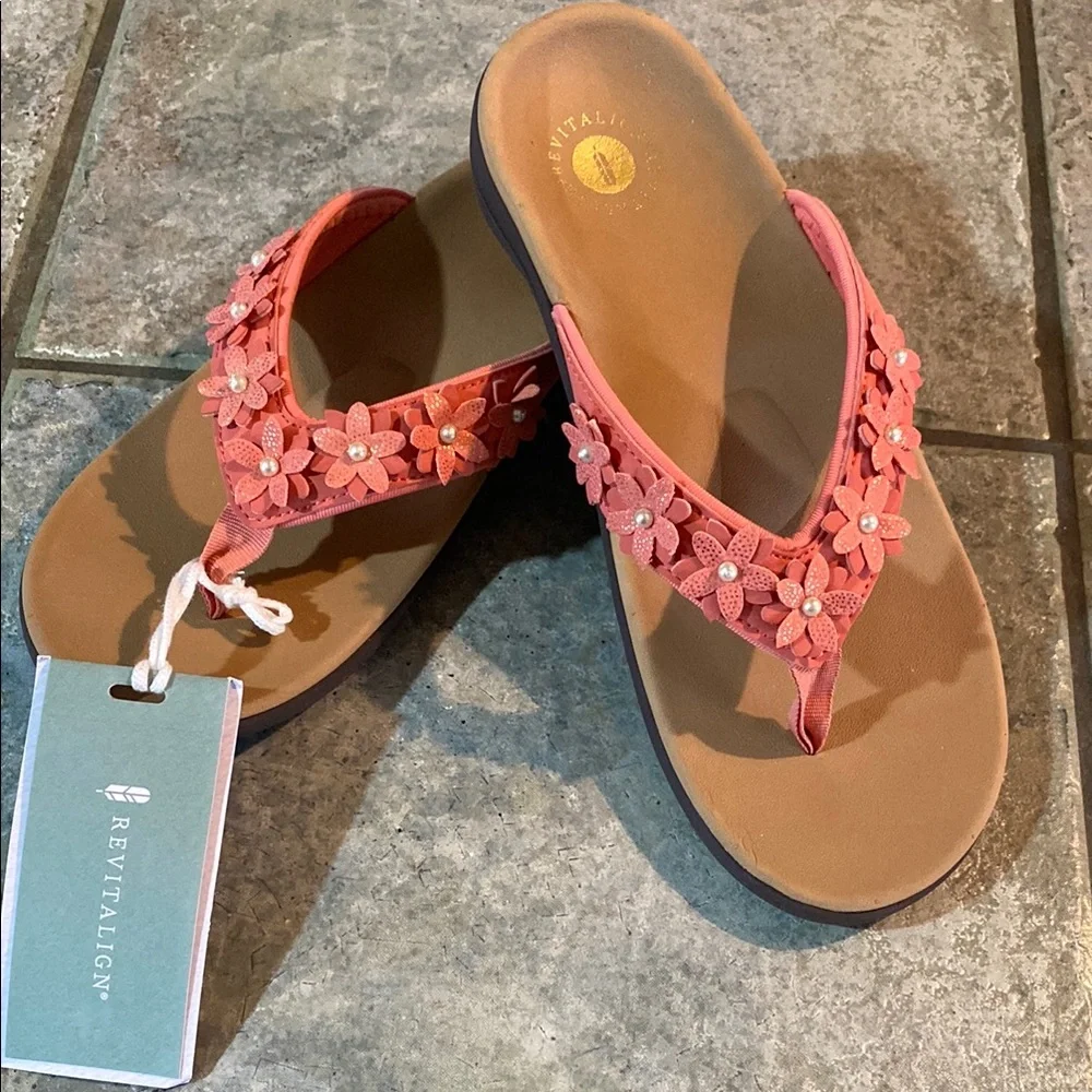 Revitalign Women's Pink Floral Sandals - Picture 1 of 10